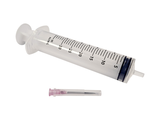 30ml Syringe with Sharp-Tip Needle